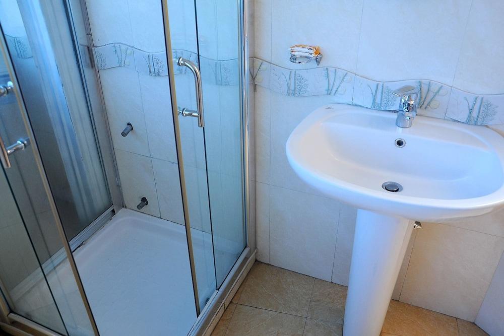 Dimitri Hotel Αντίς Αμπέμπα Εξωτερικό φωτογραφία