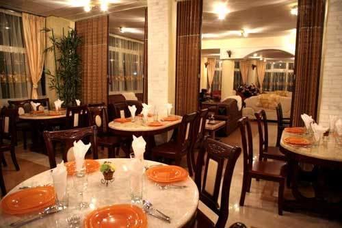 Dimitri Hotel Αντίς Αμπέμπα Εστιατόριο φωτογραφία